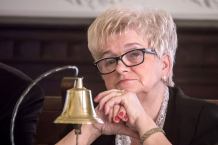 Miały służyć podczas inscenizacji szarży. Żerdzie przekazano poszkodowanym w nawałnicy