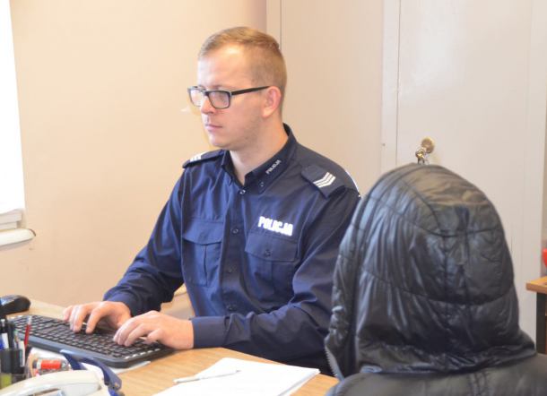 54-latka powiadomiła o fałszywym wypadku. Grozi jej areszt i grzywna