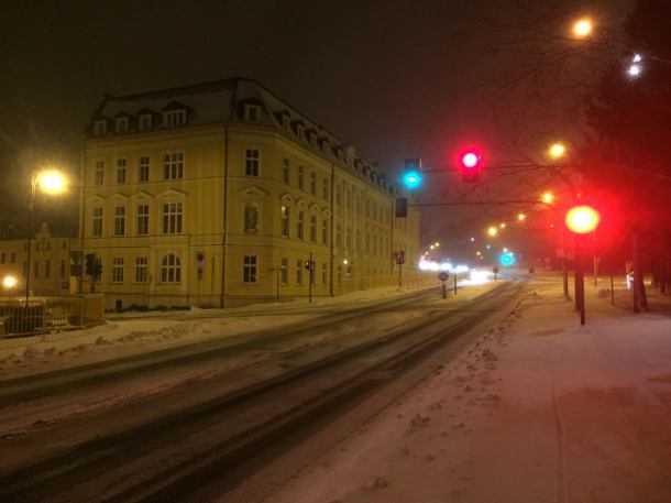 Kierowcy od środy (04.01) zmagają się z utrudnieniami