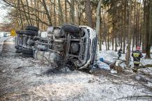 Droga Chojnice-Bytów: wypadek z udziałem samochodu osobowego i cysterny (FOTO)