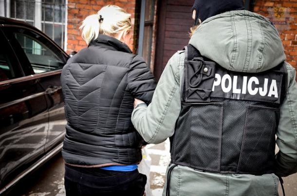 Zatrzymano podejrzanych o sutenerstwo. Do procederu miało dochodzić także w powiecie kościerskim