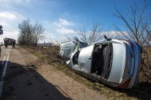 Wypadek na drodze z Chojnic do Angowic. Dwie osoby poszkodowane (FOTO)