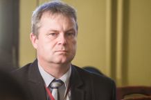 Chcesz zarejestrować samochód? W starostwie nie działa elektroniczny system kolejkowy