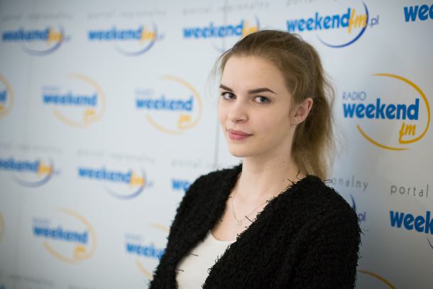 Julia Krawczyk z Chrząstowa śpiewa przebój Adele