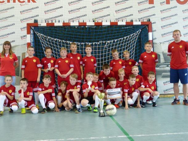 Zwycięstwo Red Devils U-10 w turnieju halowej piłki nożnej młodzików