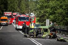 Wypadek na drodze krajowej nr 22 koło Cierzni. Zderzyły się trzy osobówki i ciężarówka (FOTO)