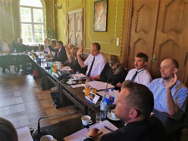 Burmistrz Bytowa Ryszard Sylka otrzymał absolutorium za wykonanie budżetu w 2016 r.