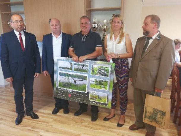 Dzięki mieszkańcowi Sylczna uratowano bielika. Podziękowanie od gminy Parchowo