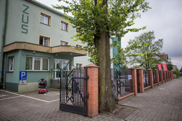 Przyszli emeryci odwiedzają chojnicki ZUS