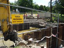 Trwa budowa nowej zastawki na rzece w centrum Sępólna Krajeńskiego (FOTO)