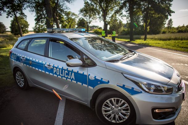 Wypadek z udziałem motocyklisty w Tucholi. Kierowca prawdopodobnie był pijany