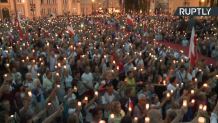 Krakowskie Przedmieście i plac Krasińskich ponownie wypełniły się ludźmi. Protestujący domagali się trzeciego weta