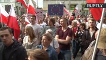 "Tu jest Polska, nie Bruksela". Narodowcy demonstrowali przed siedzibą Komisji Europejskiej w Warszawie