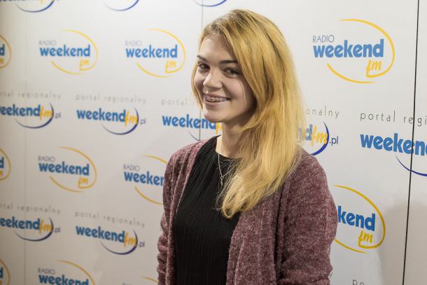 Przyjaciele zrobili jej niecodzienny prezent. Weronika z Chojnic zaśpiewała w studiu i pojawiła się w Weekend FM