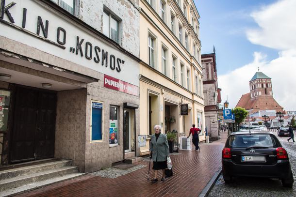 To już koniec budynku po kinie "Kosmos" w Chojnicach