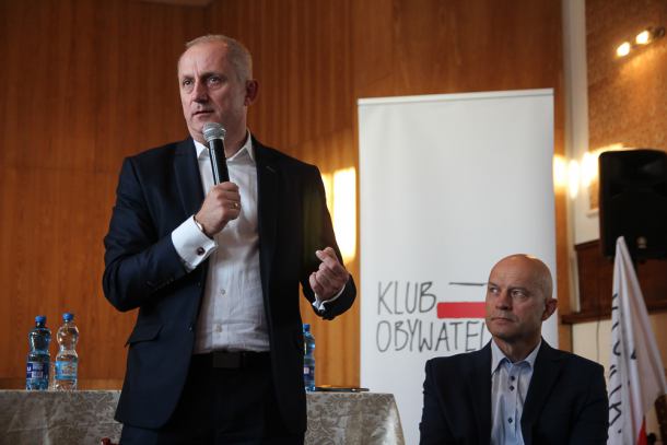 Poseł Sławomir Neumann z PO wziął udział w otwartym spotkaniu w Chojnicach