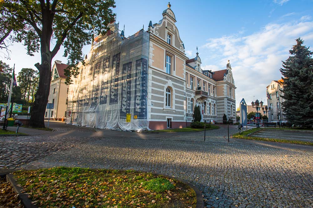 Trwa termomodernizacja budynku chojnickiego Starostwa Powiatowego