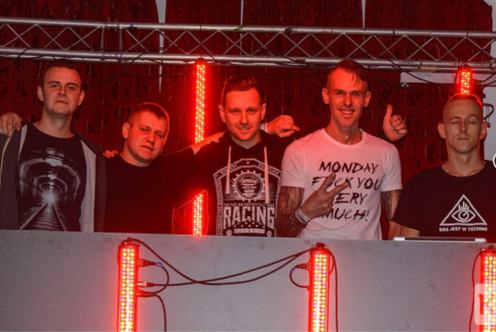 ARMAGEDON  z happy endem w Weekend FM
