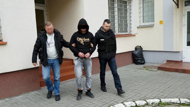 Są zatrzymania w związku z włamaniami do bankomatów, w tym do bankomatu w Kamieniu Krajeńskim
