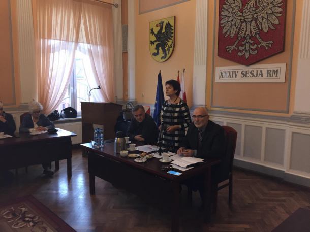 Elżbieta Józefowska nie jest już przewodniczącą Rady Miejskiej Człuchowa