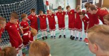 12 drużyn weźmie dział w dwóch turniejach halowej piłki nożnej juniorów w Chojnicach