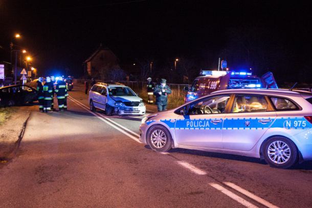 Zderzenie trzech samochodów w Lubni. Wśród poszkodowanych dziecko (FOTO)