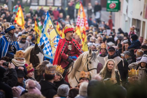 Po raz piąty ulicami Chojnic przeszedł Orszak Trzech Króli (FOTO)