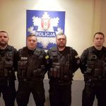 Policjanci, którzy ewakuowali mieszkańców fot. KPP Człuchów