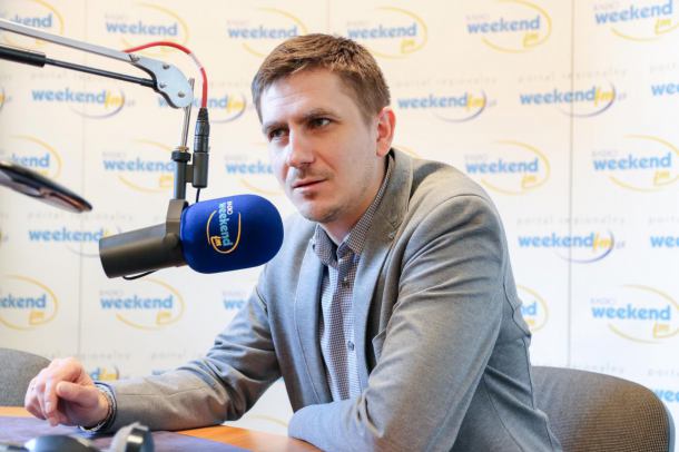 "W tym roku pojedziemy nową drogą 188 Człuchów - Debrzno". Posłuchaj rozmowy z burmistrzem Debrzna
