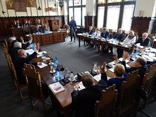 Program dofinansowania in vitro w Chojnicach uchwalony. Radni podjęli decyzję