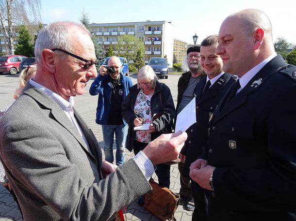 Delegacja z partnerskiego Emsdetten wsparła OSP Chojnice