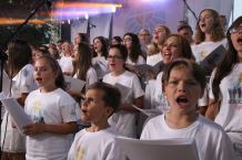 Katolicy na ulicy. Tłumy na festiwalu radości chrześcijańskiej w Człuchowie (FOTO)
