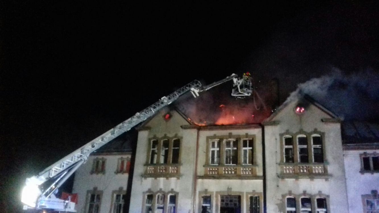 Pożar opuszczonego pałacu w Domisławiu, w gminie Czarne
