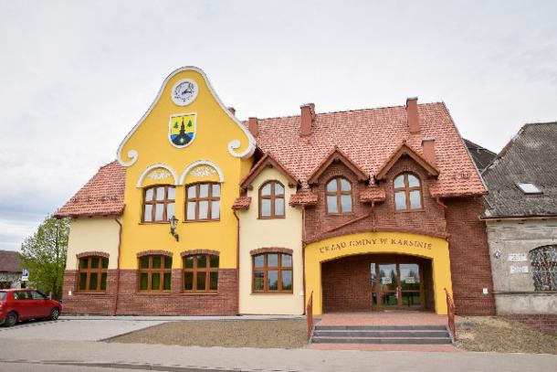Remont Urzędu Gminy w Karsinie na finiszu 