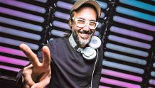 DJ ADAMUS promuje w Weekend FM nowy singiel "Empty" i opowiada o spełnianiu marzeń, m.in. na Ibizie.