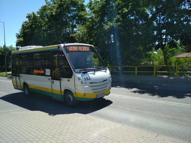 Trzy nowe autobusy miejskie rozpoczęły pracę na ulicach Chojnic