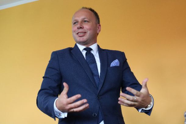Radni z gminy Rzeczenica przyjęli nową uchwałę w sprawie wysokości wynagrodzenia wójta