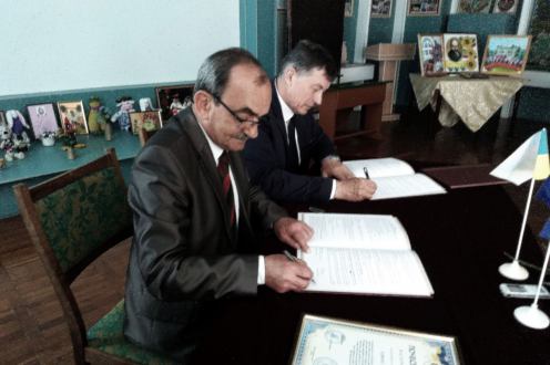 Dwie partnerskie umowy już podpisane
