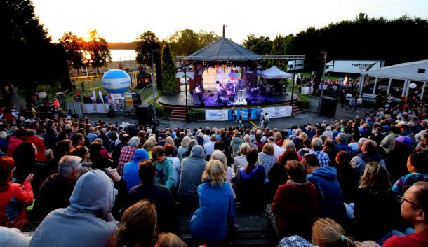 Koncert Anny Marii Jopek za nami! Zobacz zdjęcia z charzykowskiego Amfiteatru (FOTO)
