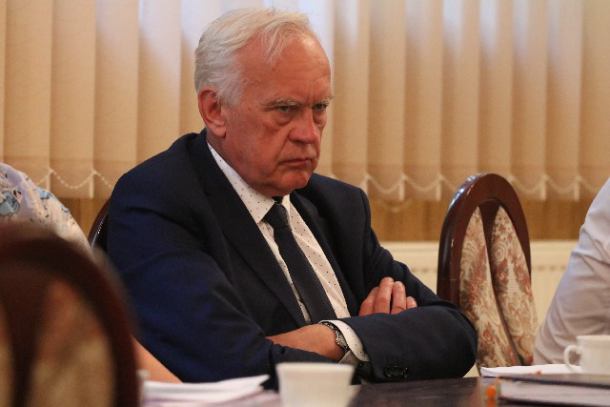O prawie 2 tys. zł mniej niż dotychczas będzie zarabiał wójt gminy Człuchów Adam Marciniak