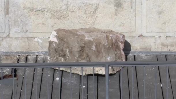 Krok od tragedii w Jerozolimie. Ze Ściany Płaczu runął 100-kilogramowy głaz