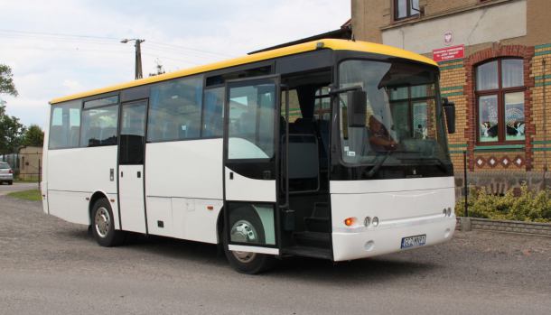Nie dmuchniesz w alkomat, nie pojedziesz. Gmina Człuchów kupiła  nowego gimbusa