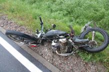 Śmiertelny wypadek przed Rzeczenicą. Nie żyje kierujący motorowerem 28-latek (FOTO)