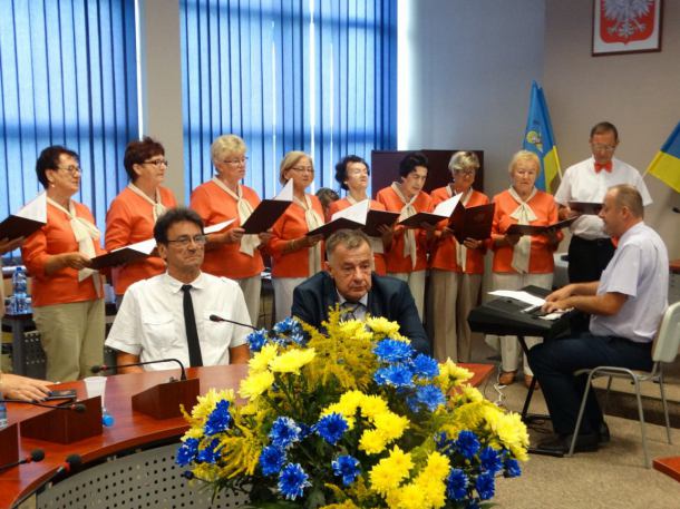Gratulacje i protesty na uroczystej sesji z okazji Dni Sępólna 