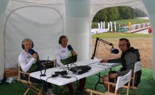 Prosto z mobilnego studia Weekend FM z plaży w Przechlewie o Goodvalley Triathlonie i boksie