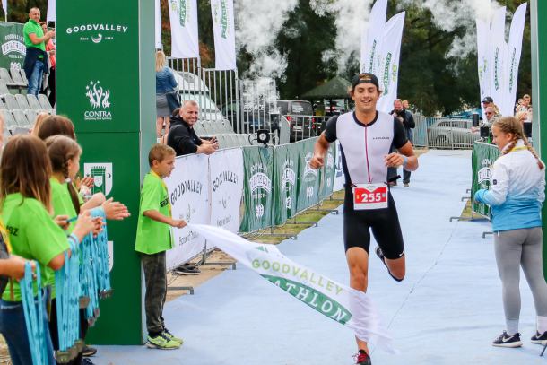 Wystartował Goodvalley Triathlon Przechlewo. Posłuchaj relacji z mobilnego studia Weekend FM