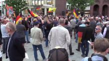 Zwolennicy i przeciwnicy kanclerz Niemiec demonstrowali w Hamburgu. Osią sporu polityka migracyjna