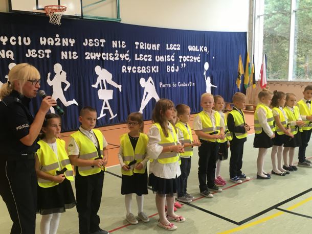 W szkole w Kaliskach Kościerskich zainaugurowano pomorski projekt edukacyjny "Uczę się bezpieczeństwa"
