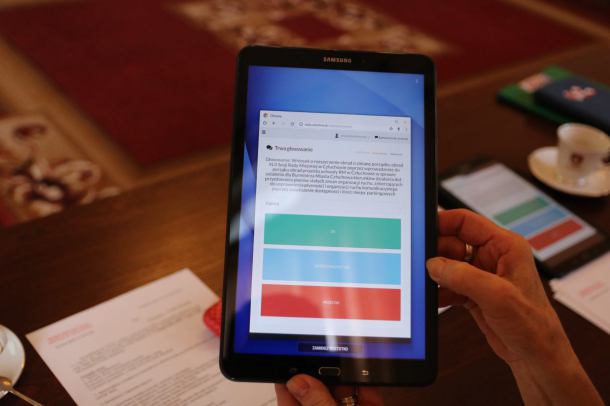 Głosowanie za pomocą tabletu, nagrywana sesja. Tak będą pracować człuchowscy radni przyszłej kadencji