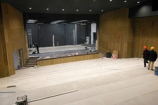 Już tylko niespełna miesiąc pozostał do zakończenia modernizacji Chojnickiego Centrum Kultury